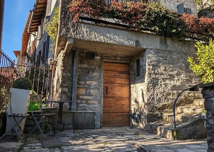 La Ca' Nel Borgo Casa de Férias Moltrasio